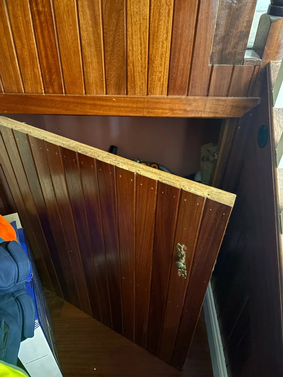Mahogany stairs - Image 4