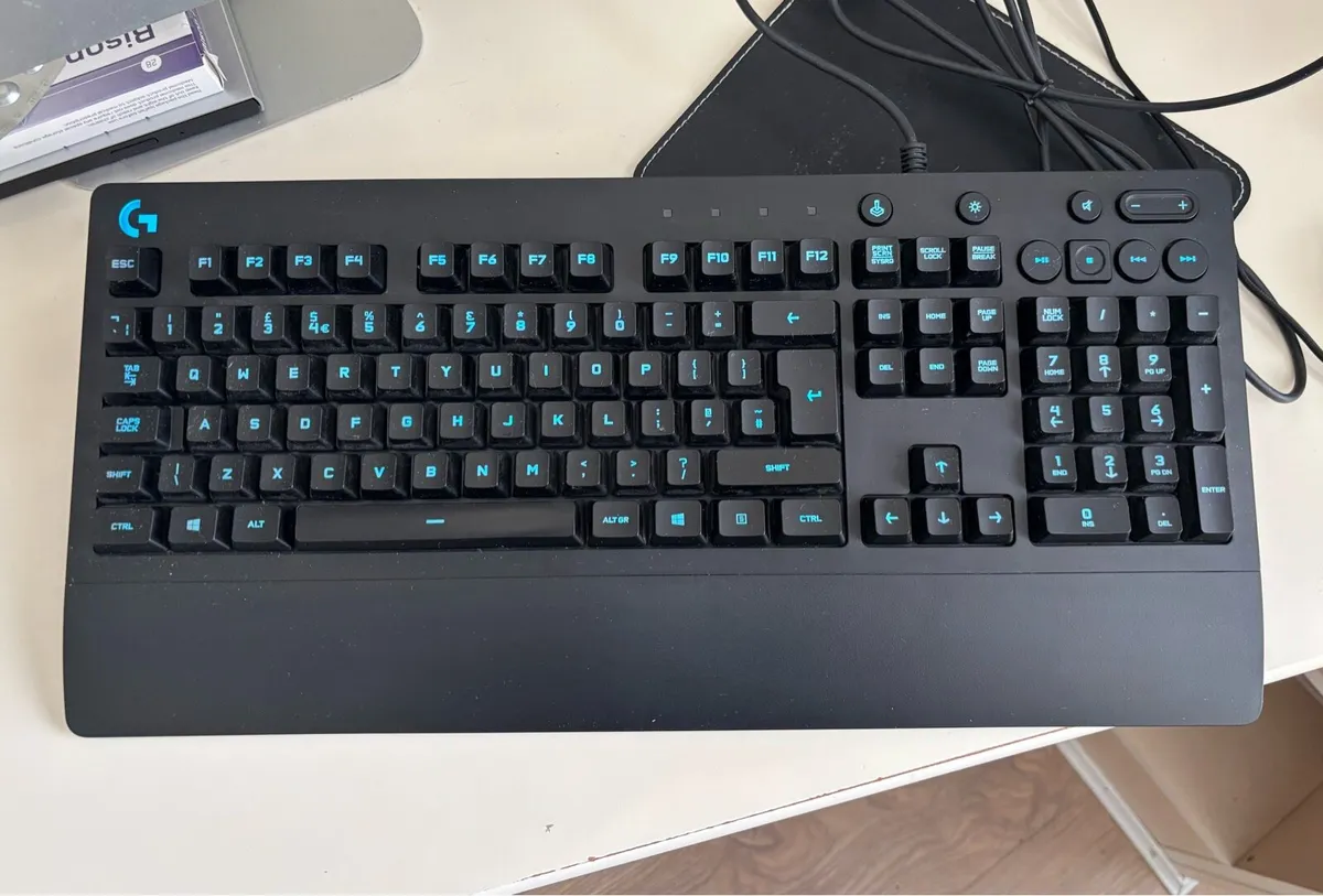 Logitech G213 Keyboard - Image 4