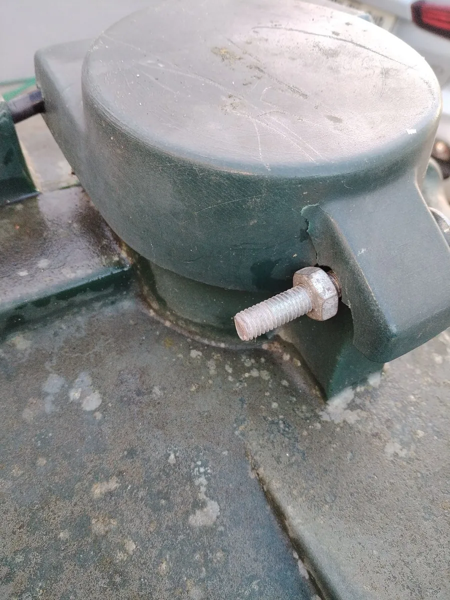 Oil tank - Image 4
