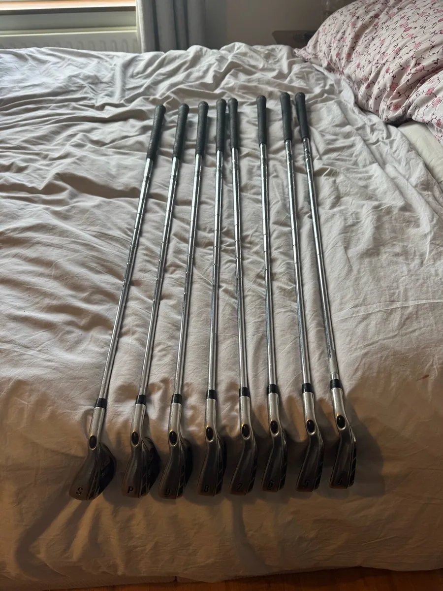 Callaway RAZR Iron Set – 4 to PW + SW (8 Clubs) - Image 4
