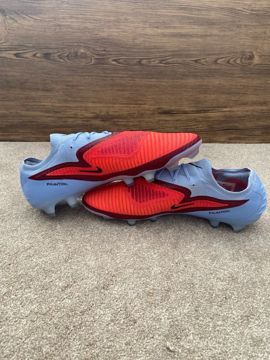 Nike Blue And Red Soccer Boot Size 13 - Image 1