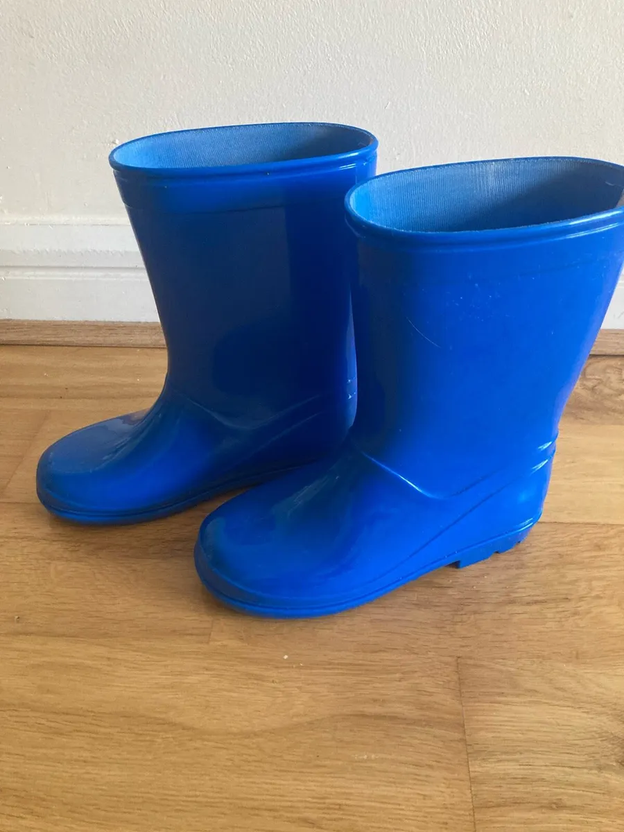 Wellingtons 12uk - Image 1