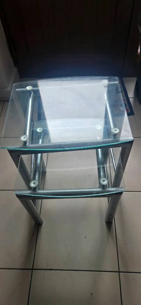 Glass nest of side tables - Image 3