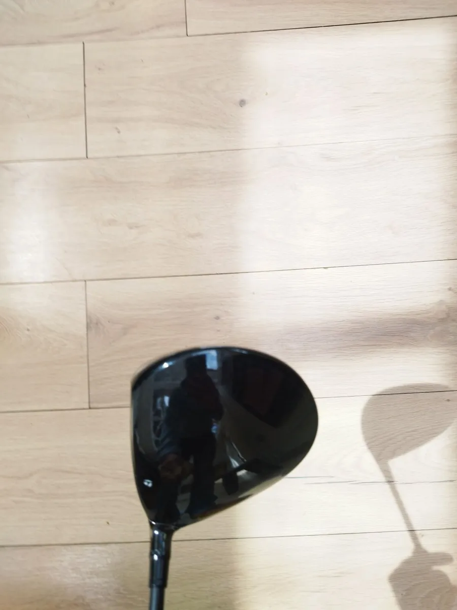 Qi10 Taylor Made Golf Driver - Image 3