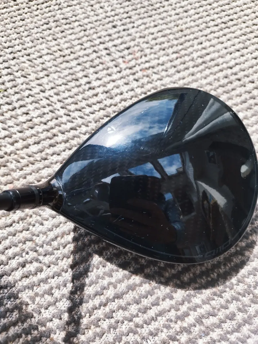 Qi10 Taylor Made Golf Driver - Image 4