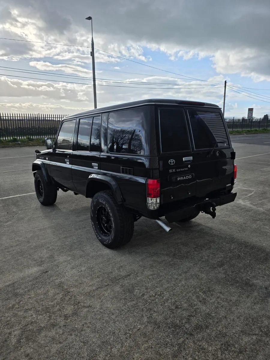 🇯🇵 Toyota Land Cruiser Prado 70 Series - Image 4
