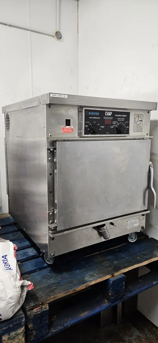 Chicken warmer and Coke fridge - Image 1