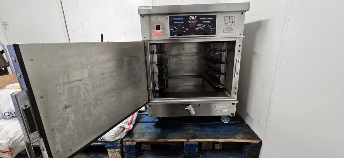 Chicken warmer and Coke fridge - Image 2