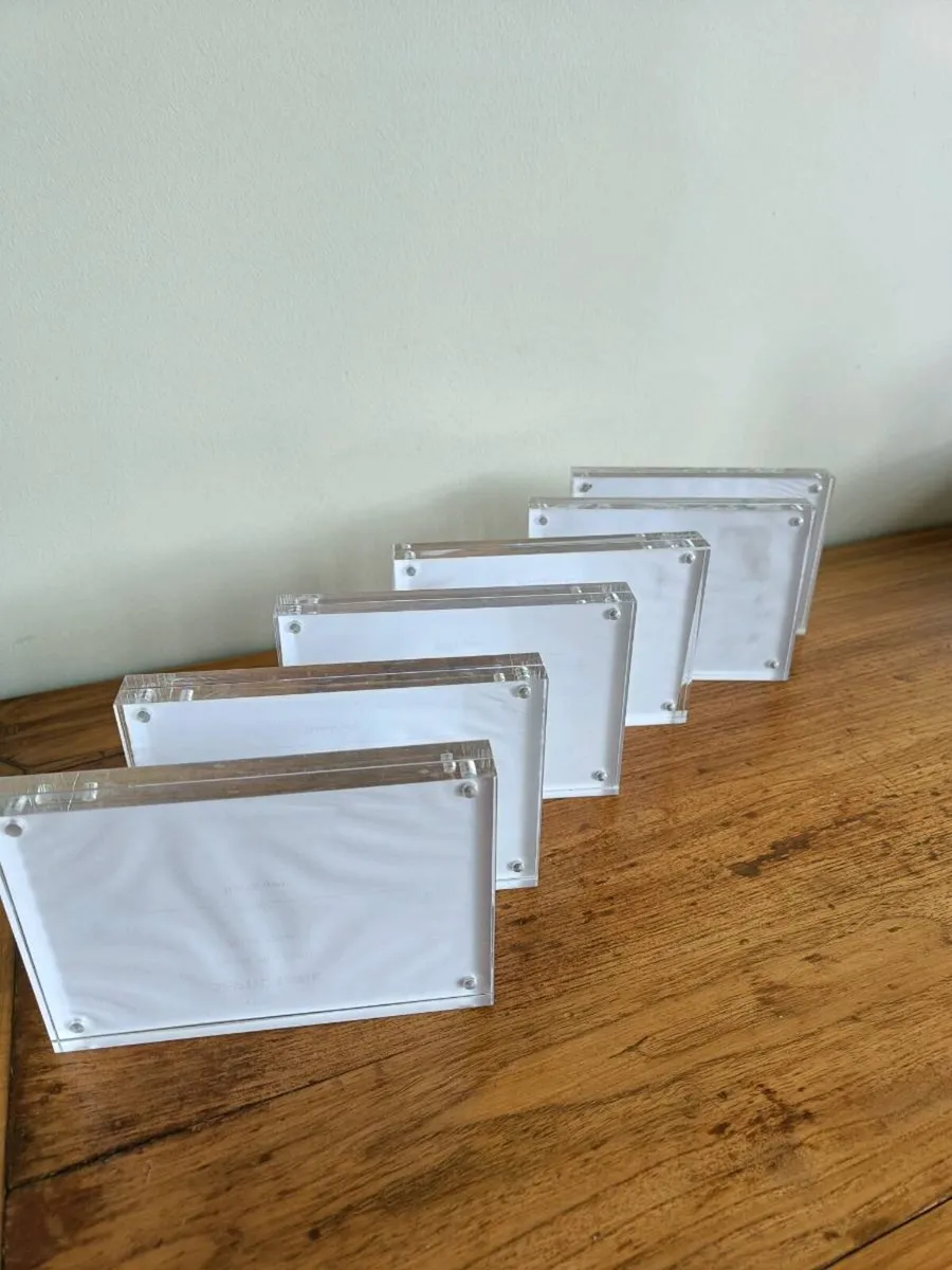 Picture frames x 6 15cm w x 10h - Image 1