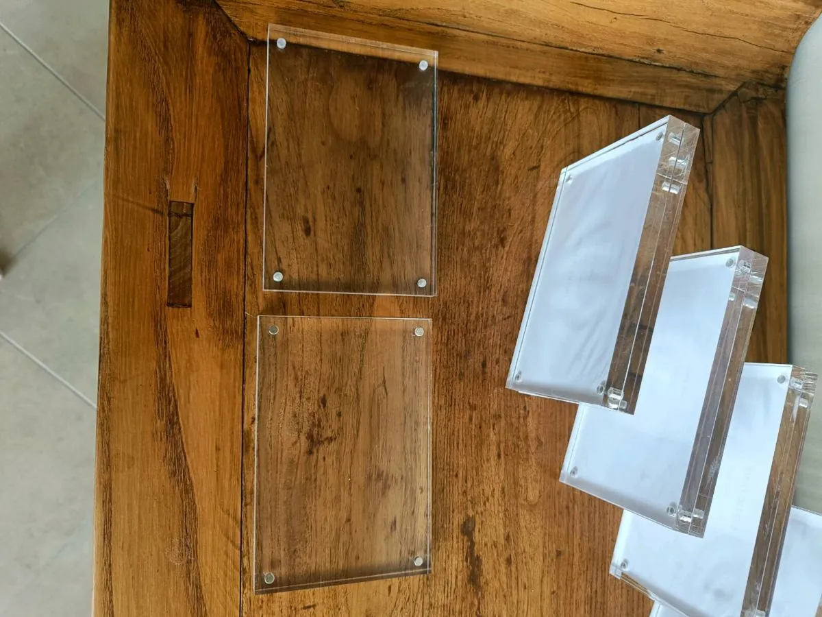 Picture frames x 6 15cm w x 10h - Image 2