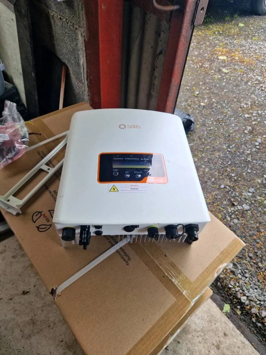 Solar pv inverter for domestic house. - Image 1