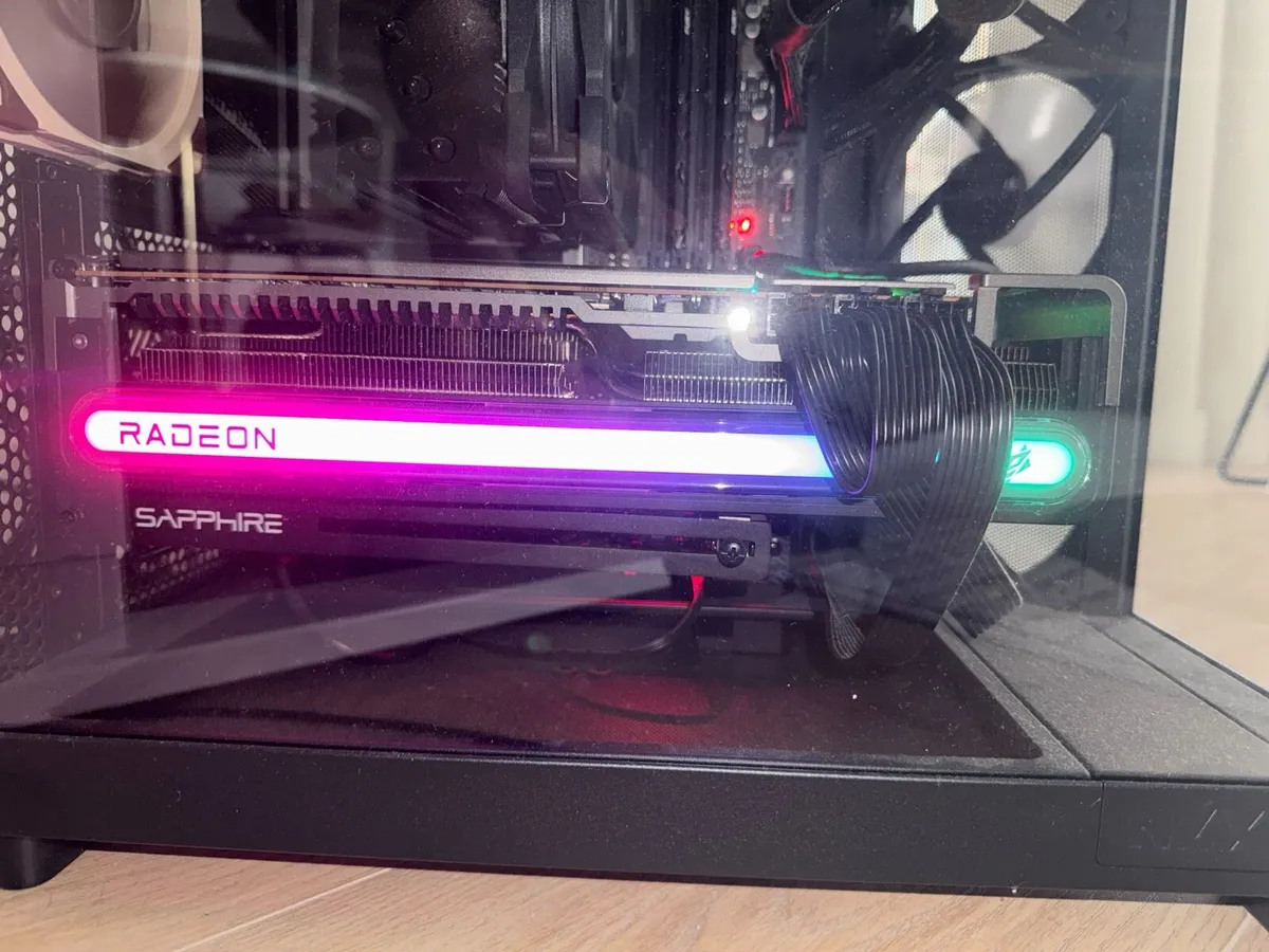 GPU AMD RADEON 7900XT GAMING OC VAPOR-X - Image 2