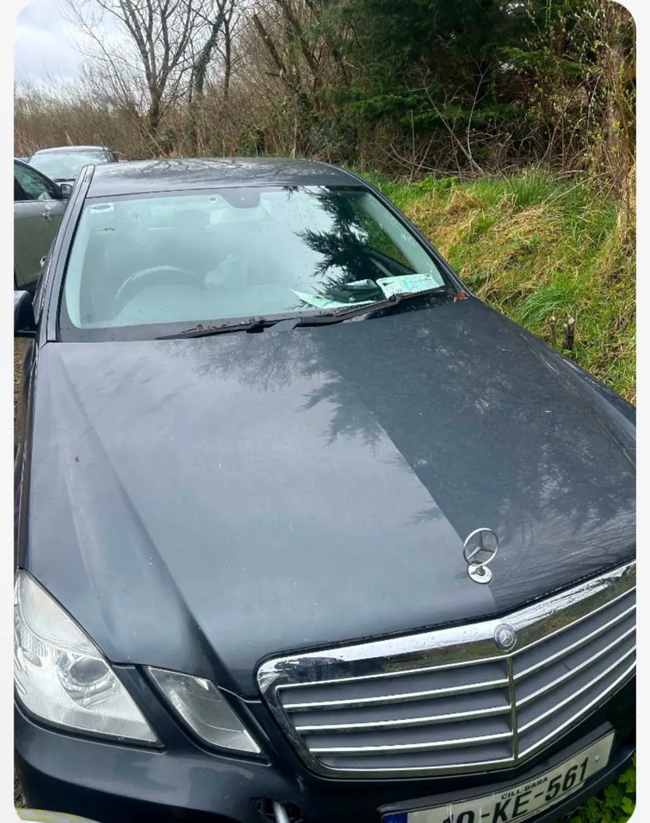 Mercedes E200 2010 - Image 1