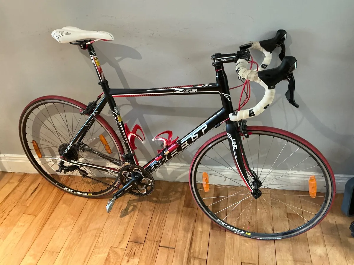 Road Bike - Felt z85 (58cm) - Image 1