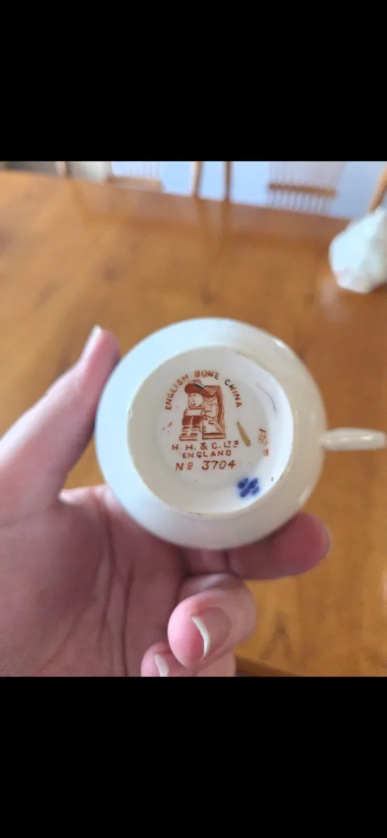 Selection of Vintage Fine Bone China Pieces - Image 3