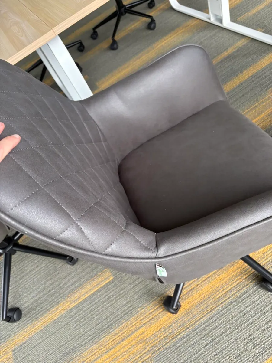 Grey chairs - Image 2
