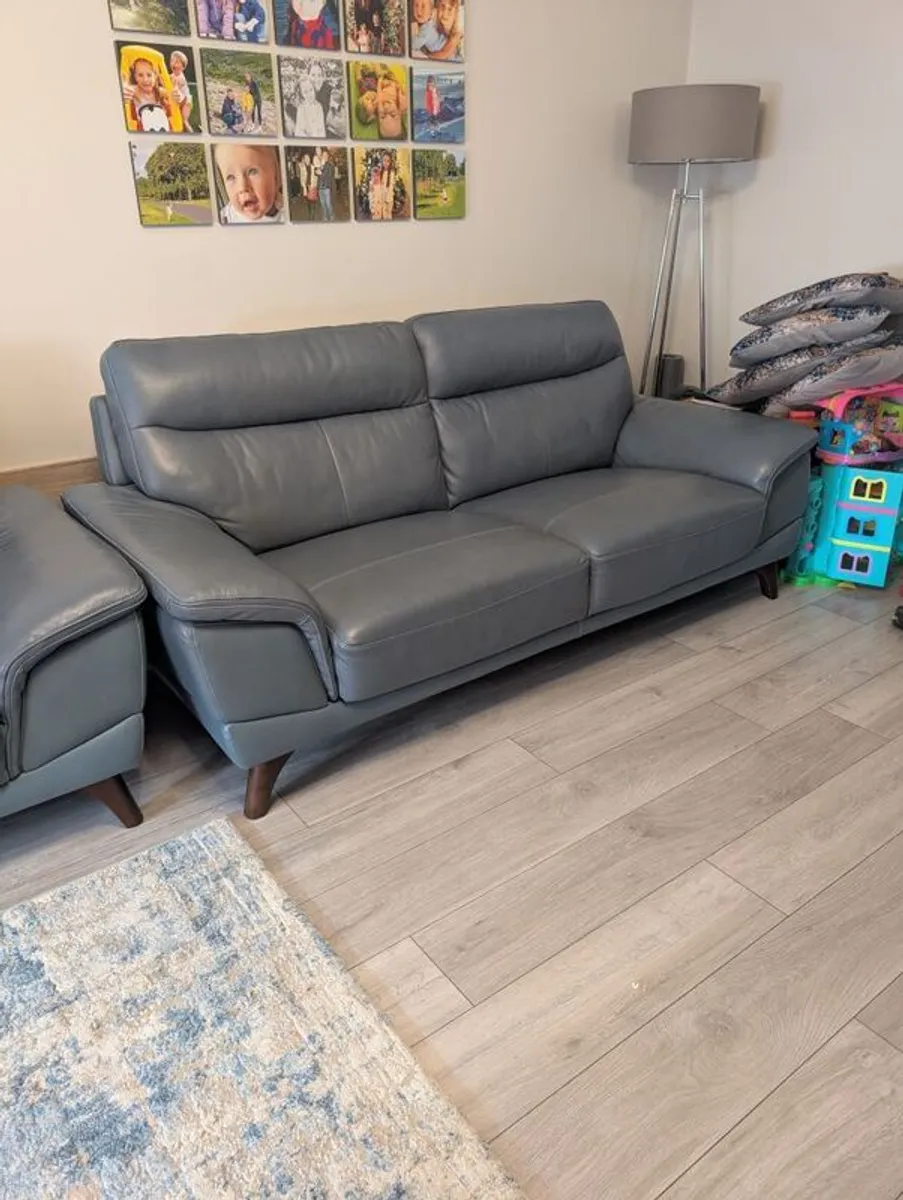 leather sofa 2+1 - Image 2