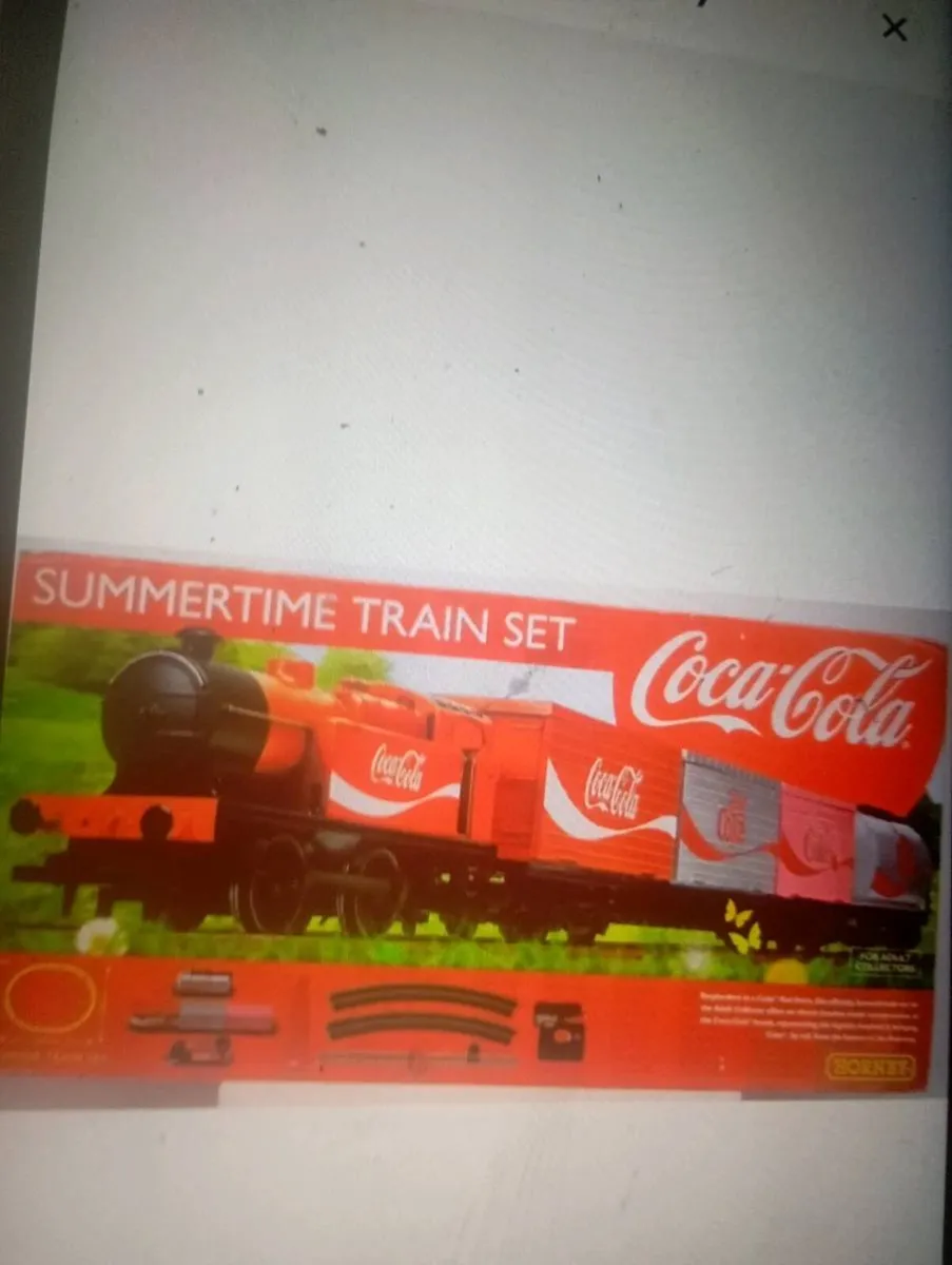 HORNBY COCA COLA SUMMERTIME 00 /HO GAUGE TRAIN SET - Image 4
