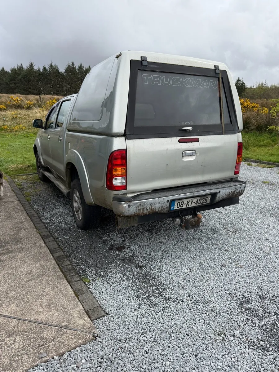 Toyota Hilux - Image 3