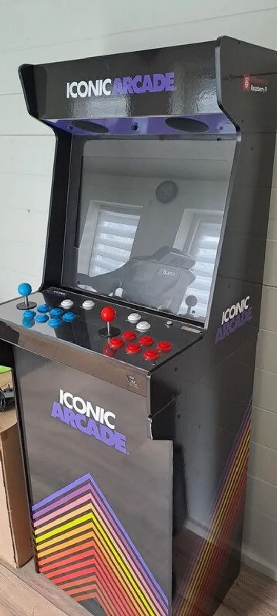 Arcade - Image 1