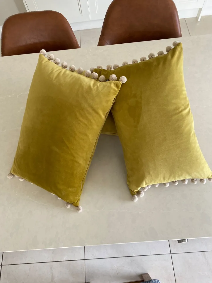 Cushions - Image 2
