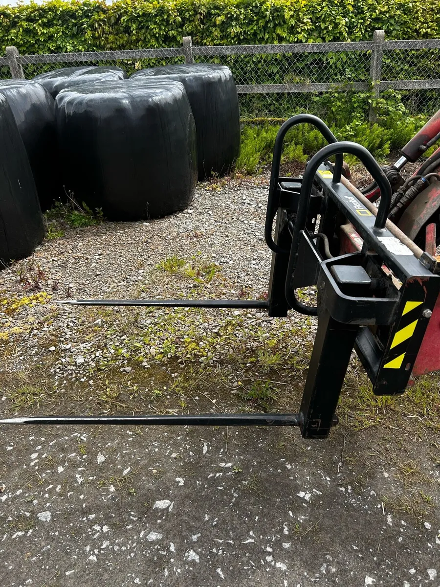 Quicke flexibal bale handler - Image 1