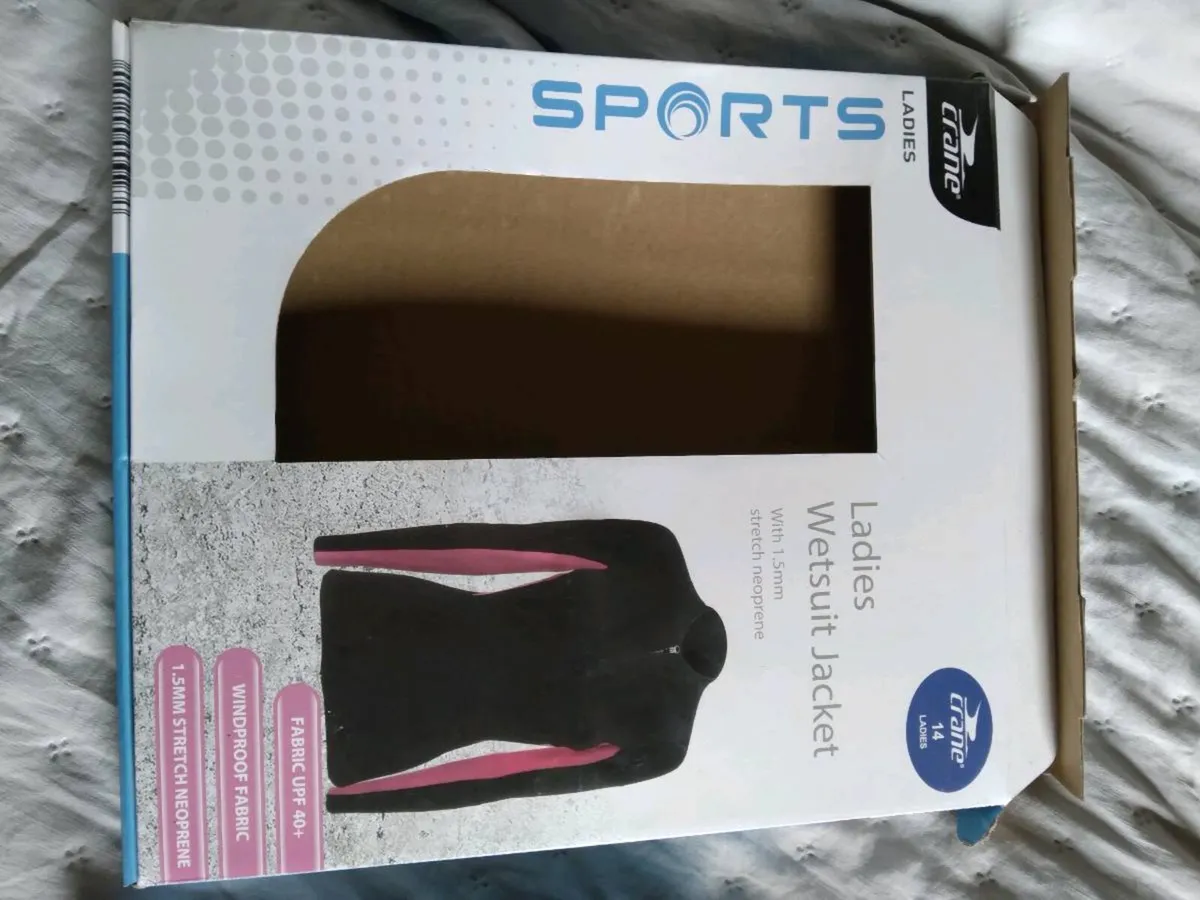Ladies Wetsuit Jacket.Brand New - Image 3