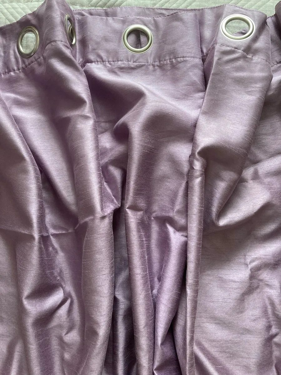 Curtains - Image 2