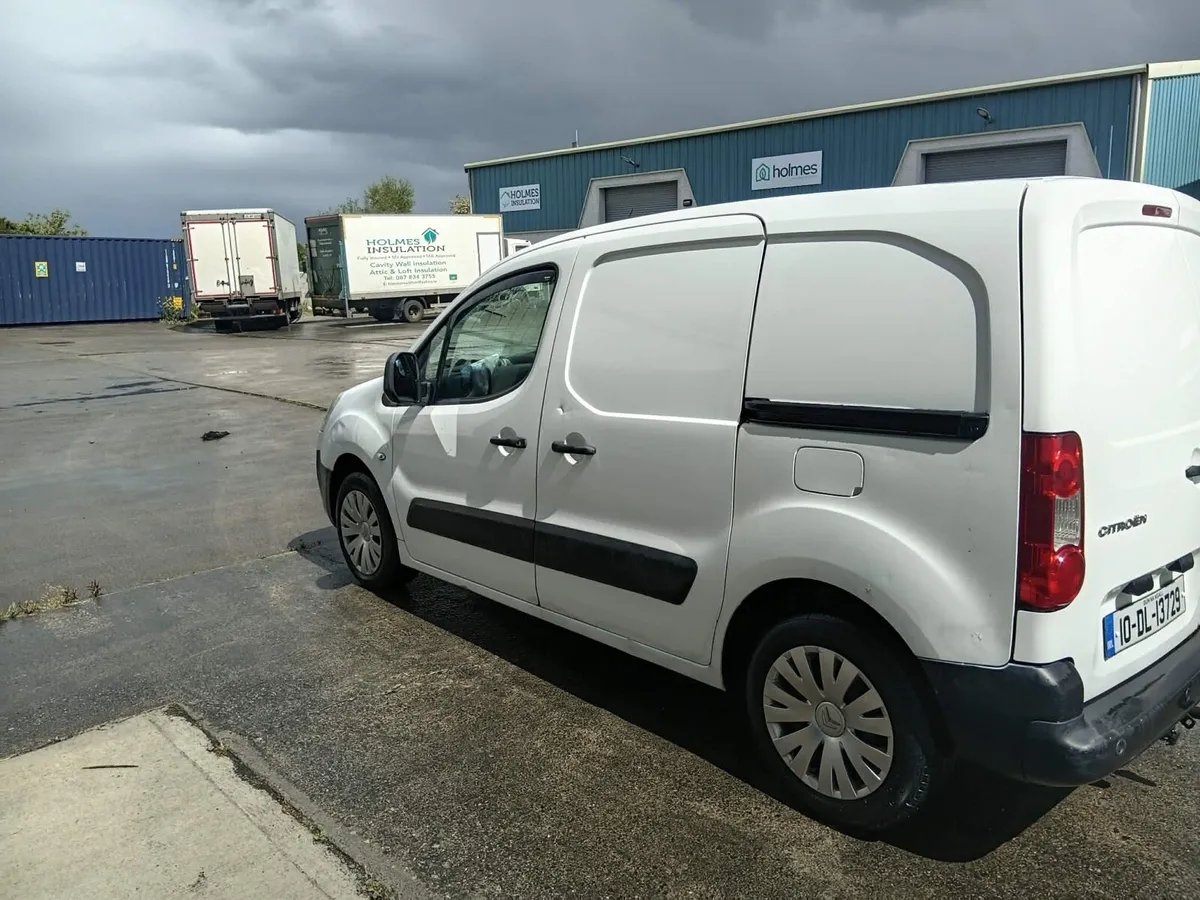 2010 Citreon Berlingo New CVRT - Image 4