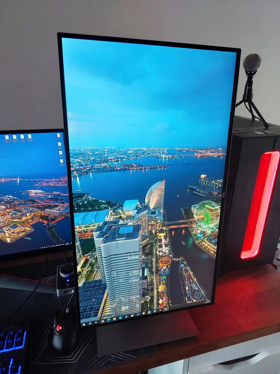 Dell UltraSharp U2520D Monitor - Image 3