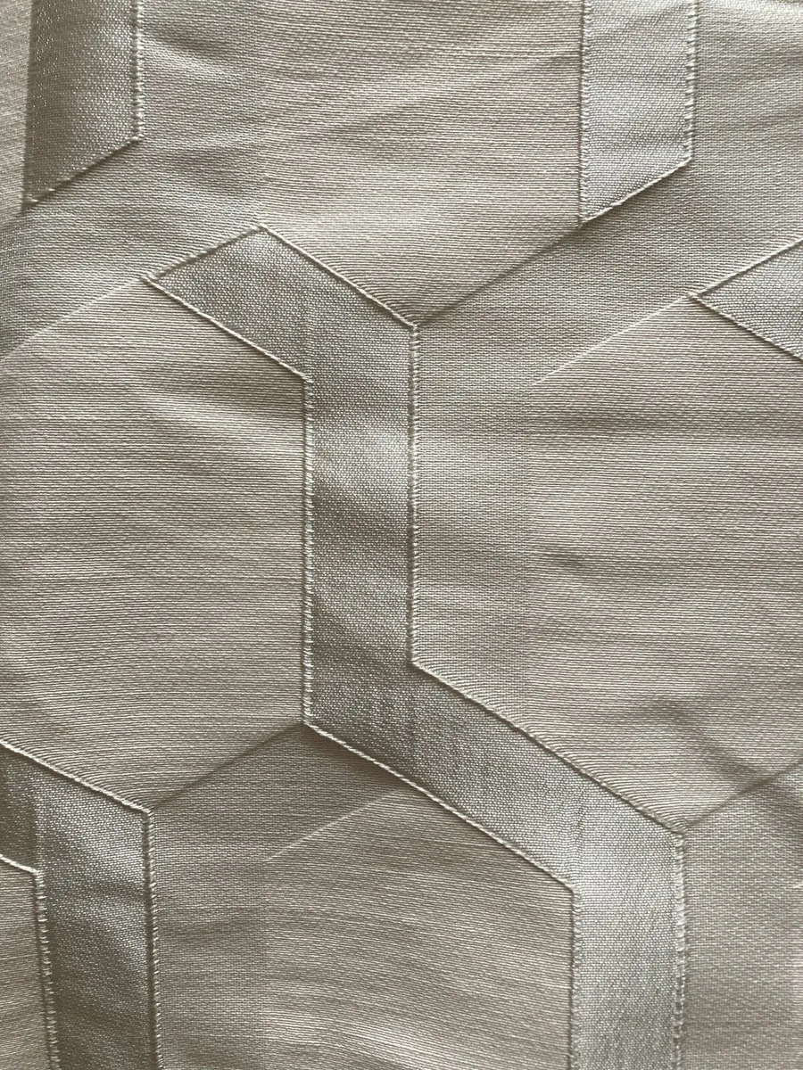 Curtains - Image 2