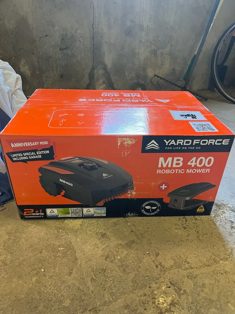Yard force robot lawn mower - Image 1