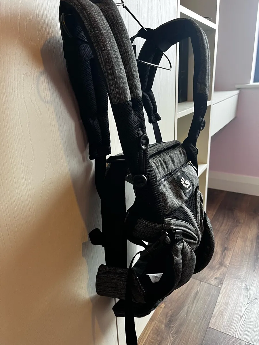 Ergobaby Omni 360 All-in-One Baby Carrier - Image 2