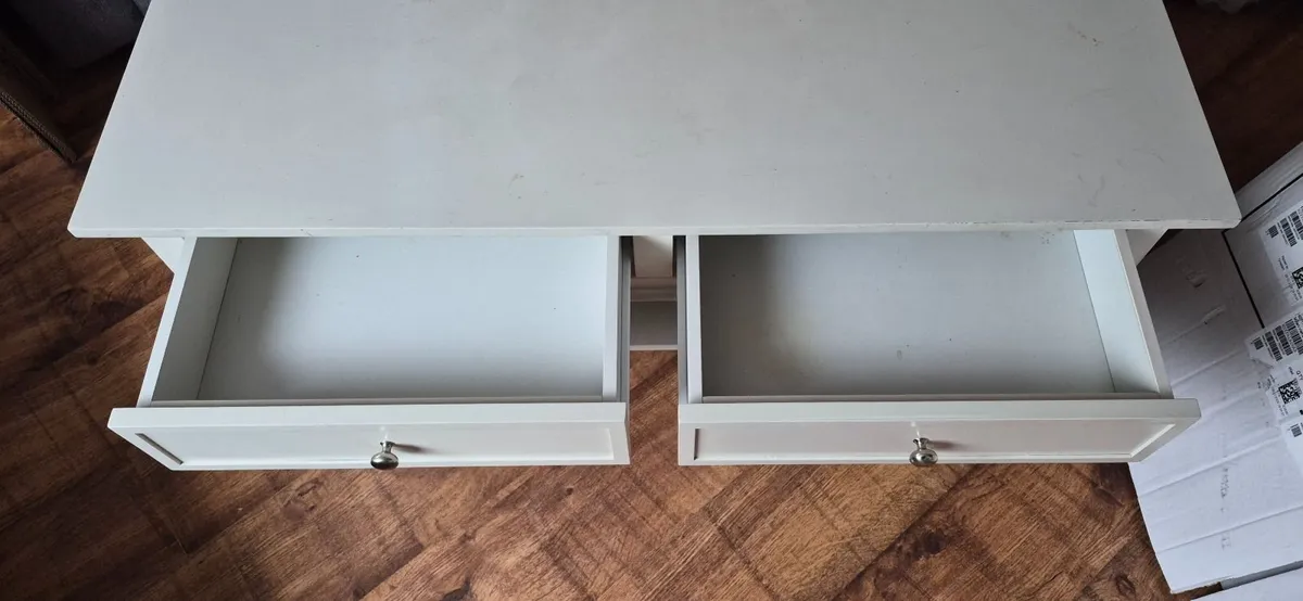 Coffee table - Image 1