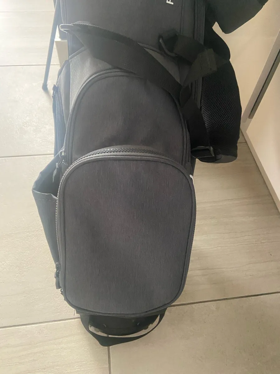 Taylormade flex tech golf bag - Image 3