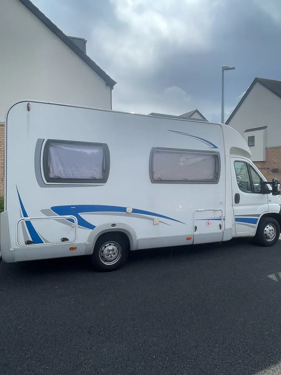 Fiat ducato lunar motor home - Image 4