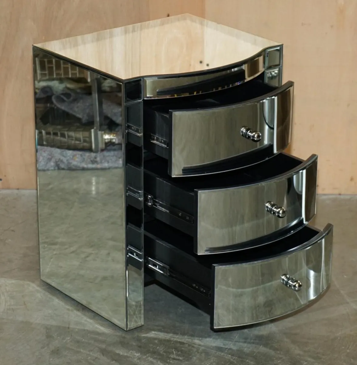 Bow Fronted Mirrored Glass Chest and lockers - Image 2