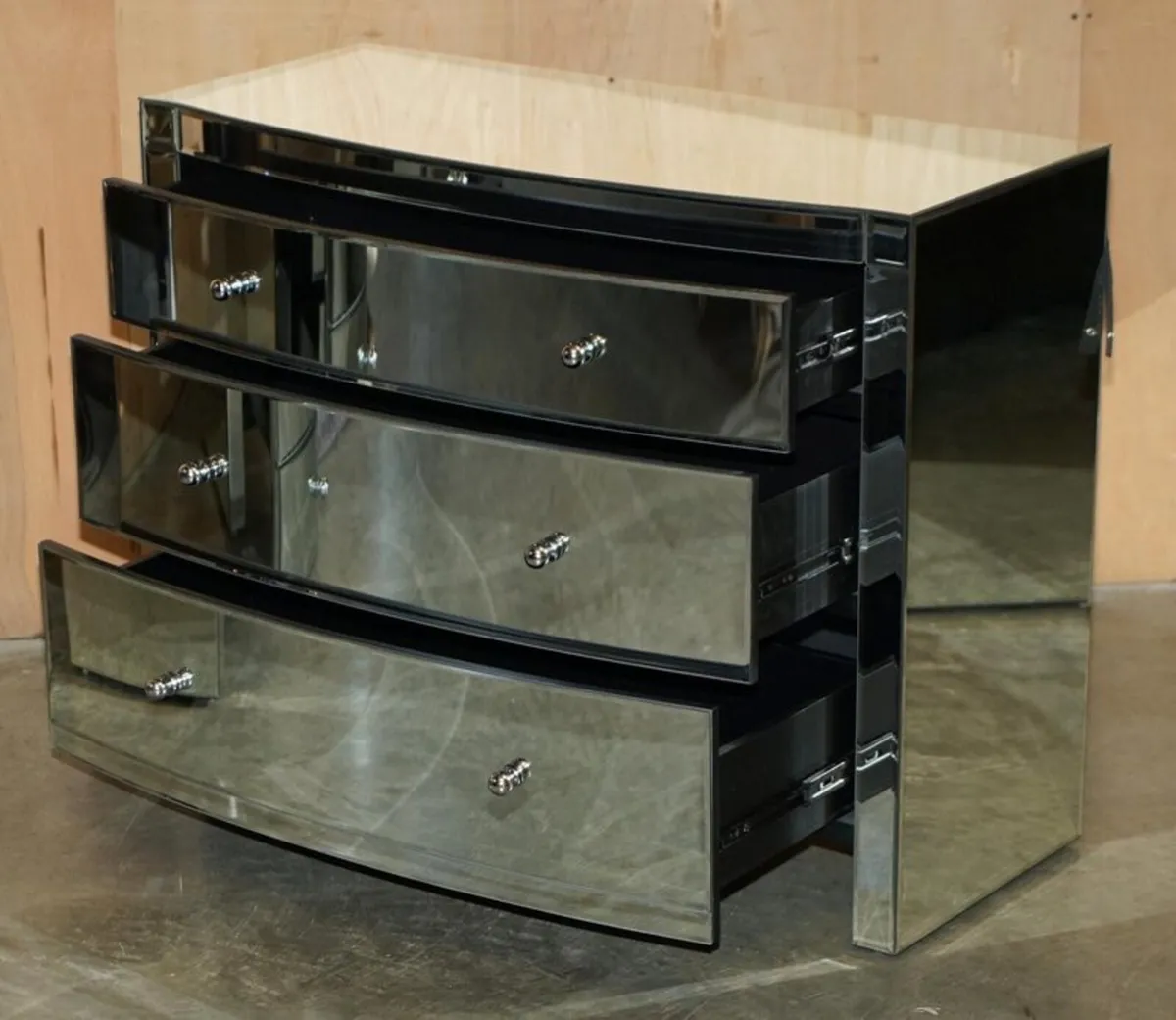 Bow Fronted Mirrored Glass Chest and lockers - Image 3