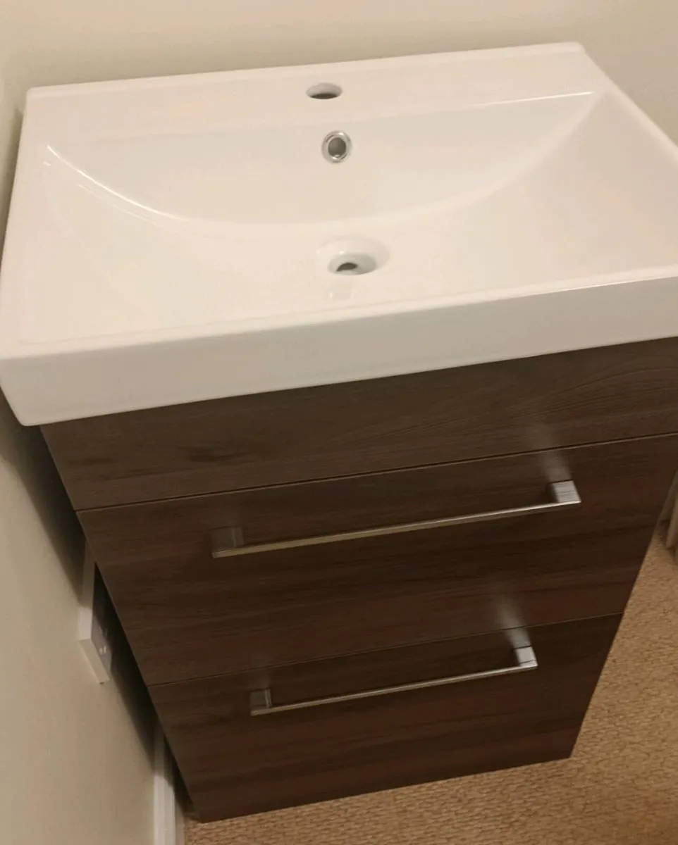Brand New Sink, taps and vanity unit - Image 2