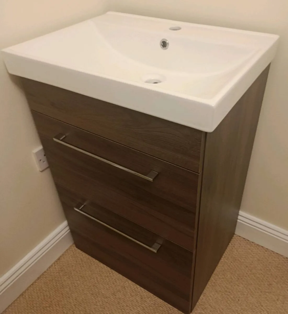 Brand New Sink, taps and vanity unit - Image 1