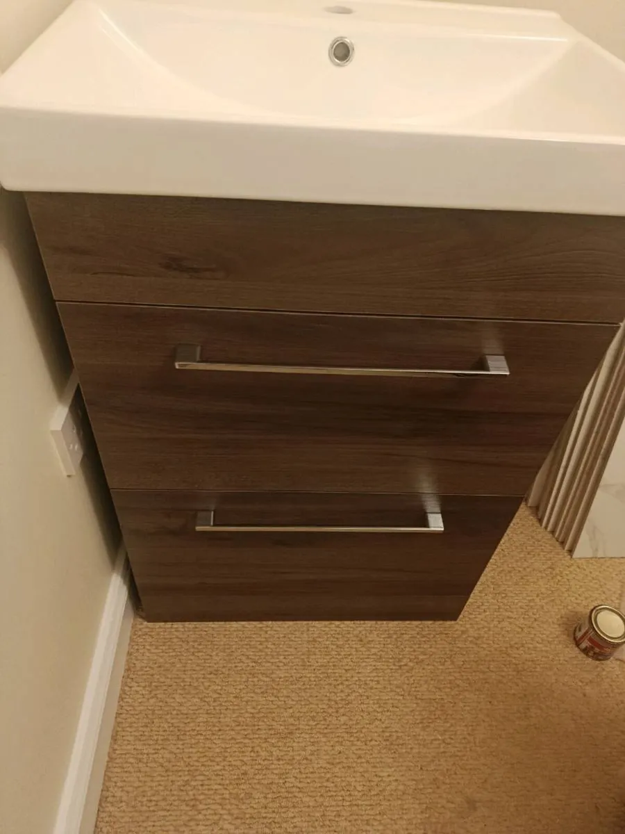 Brand New Sink, taps and vanity unit - Image 3