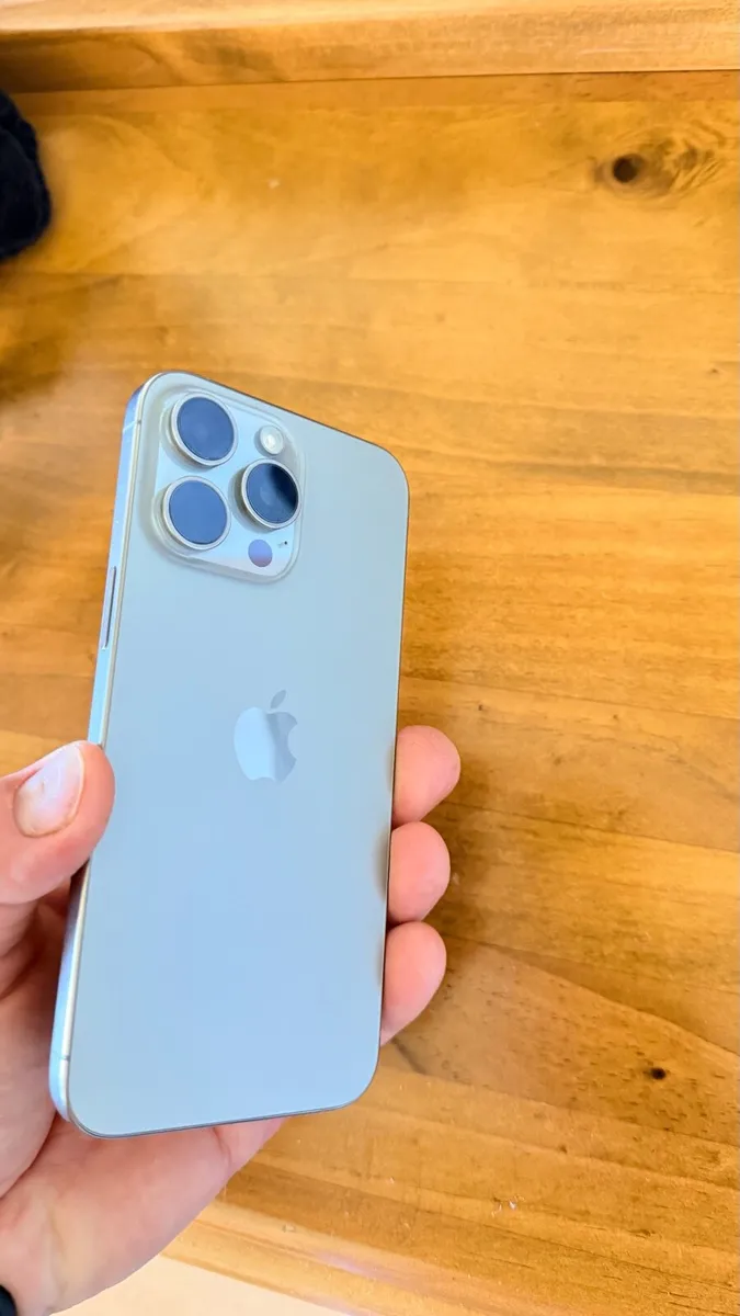 iPhone 15 pro max unlocked 256gb - Image 2