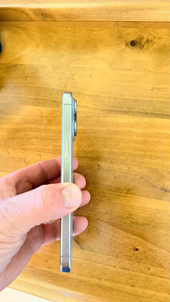 iPhone 15 pro max unlocked 256gb - Image 3
