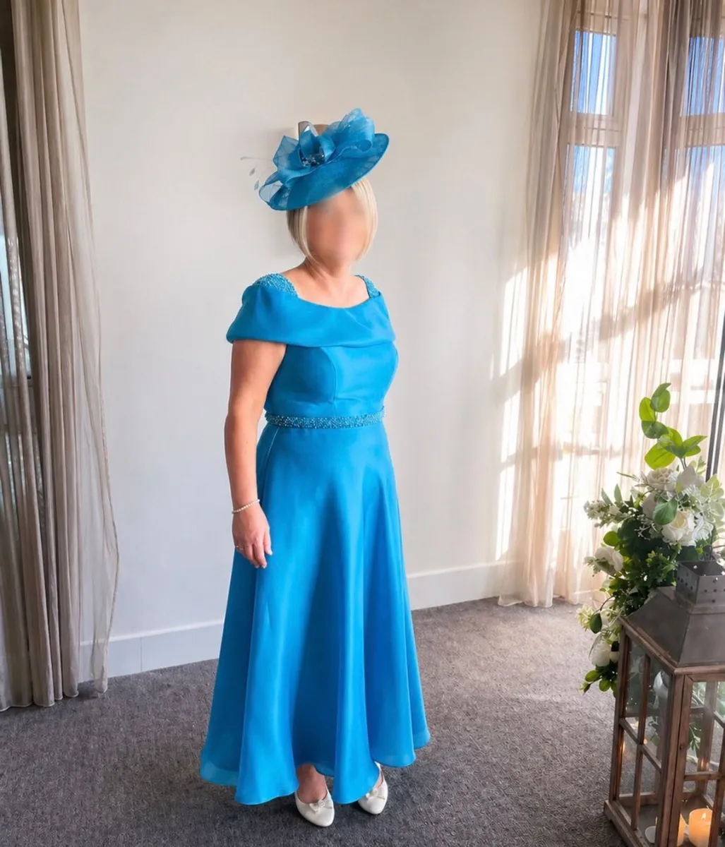 Dress & Hat  Mother of Groom - Image 1