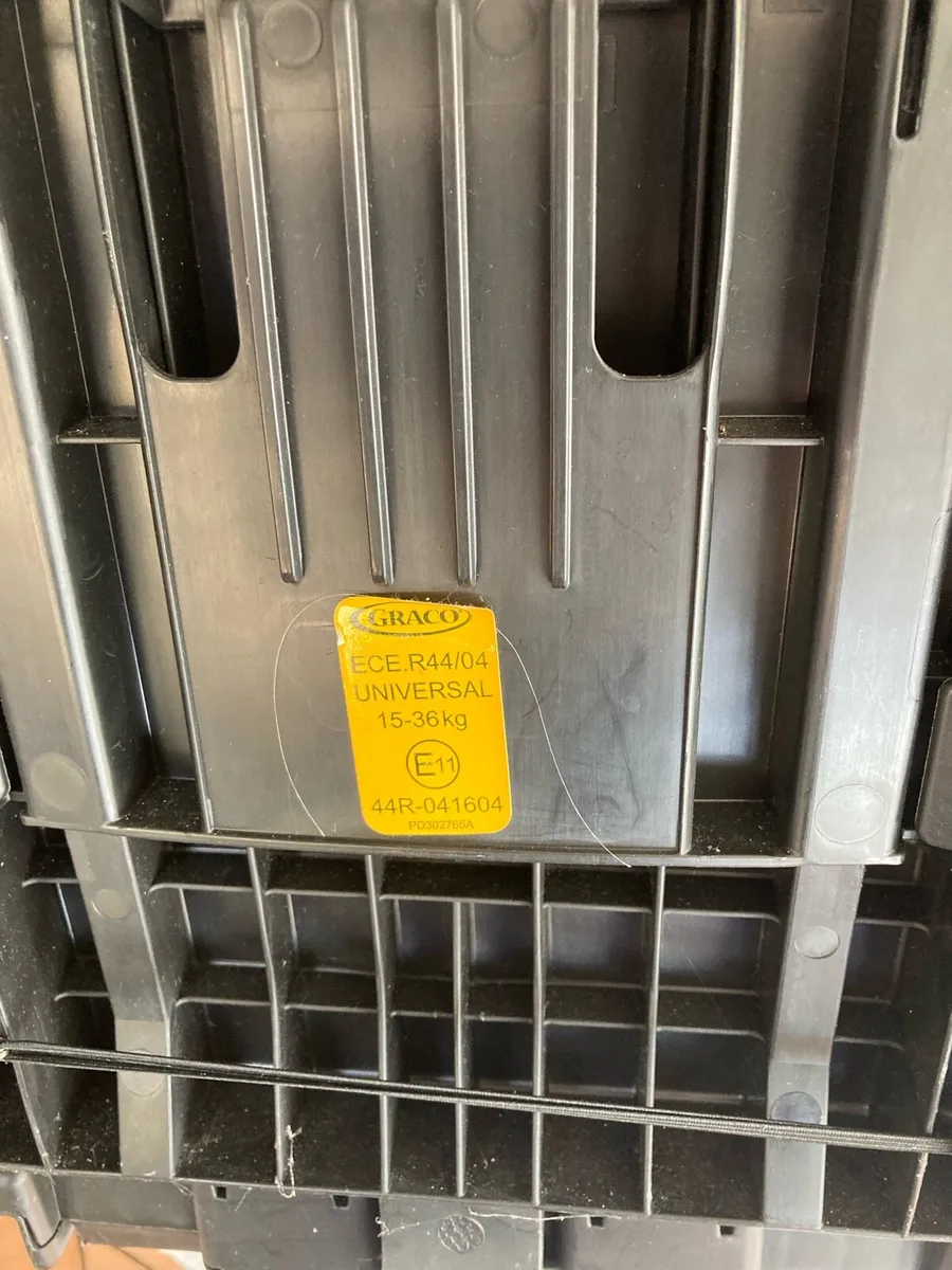 Graco Car Booster Seat - Image 2