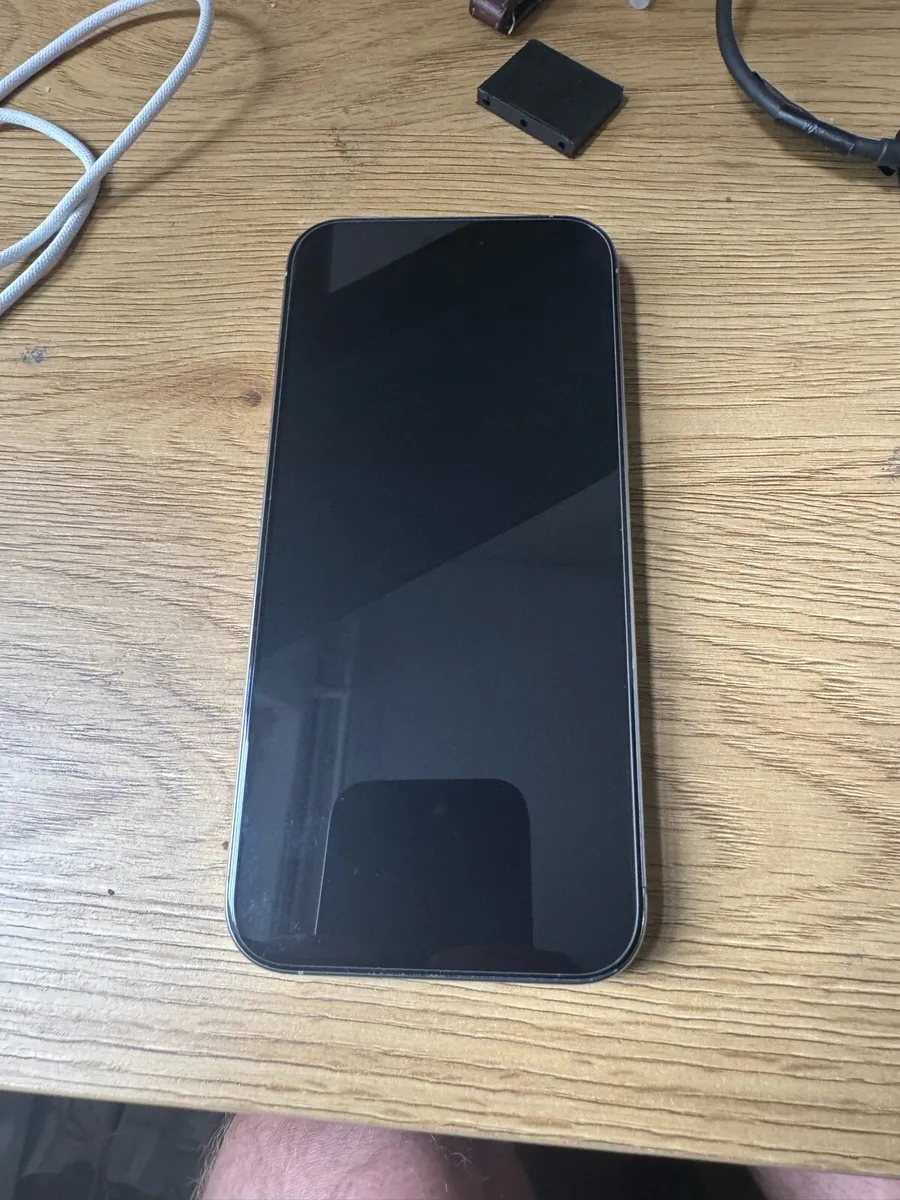 iPhone 16 pro max - 256GB - Image 3