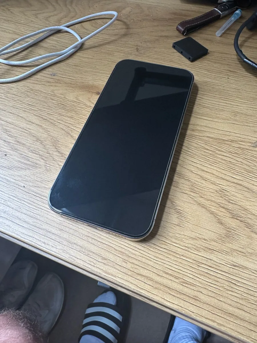 iPhone 16 pro max - 256GB - Image 2