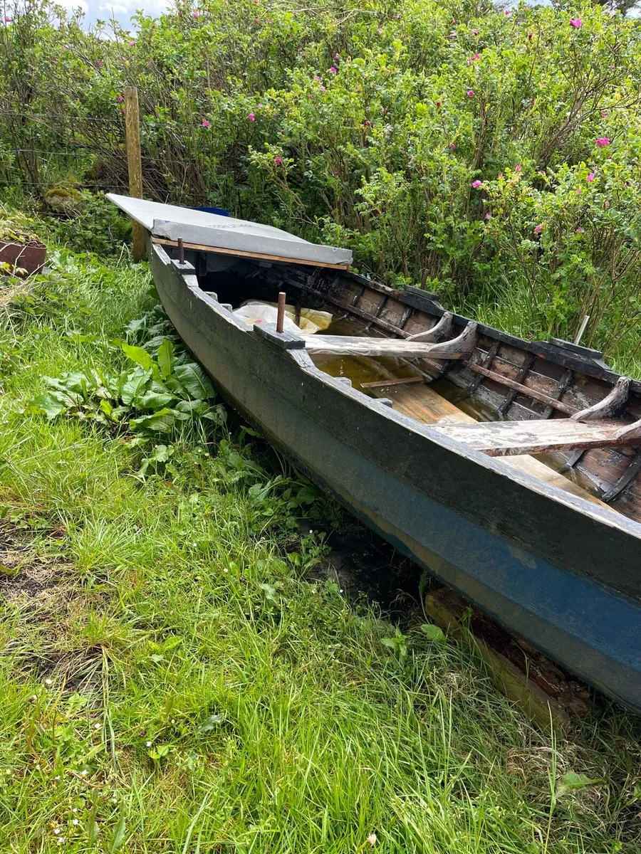 17 ft lake boat - Image 2