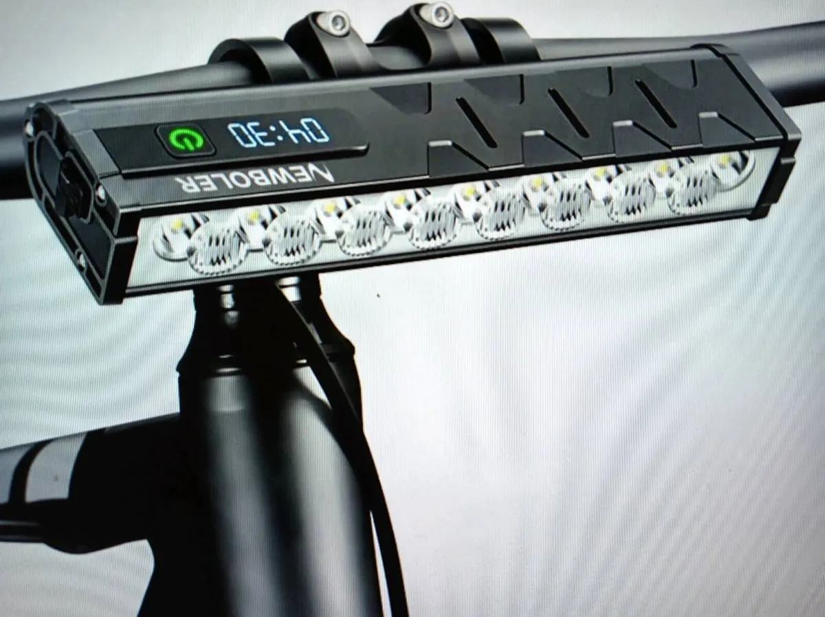 Bike Light For Night Riding 10000 Lumens NEW - Image 1