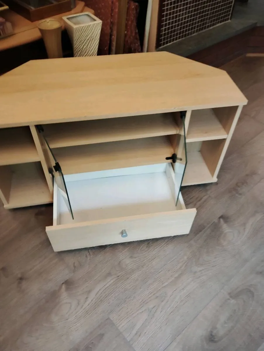 Cabinet. - Image 3